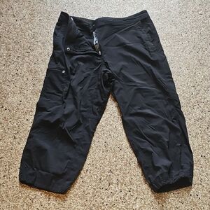 L.L. Bean Black Womens Cargo Crop Cinch Ankle Pants 12 Reg